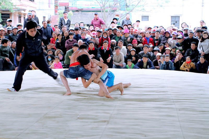 Hội vật truyền thống thị xã Ba Đồn lần thứ XIX, năm 2018