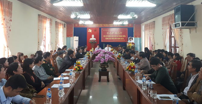 Lệ Thủy: Gặp mặt các cơ quan báo chí đầu Xuân Mậu Tuất 2018