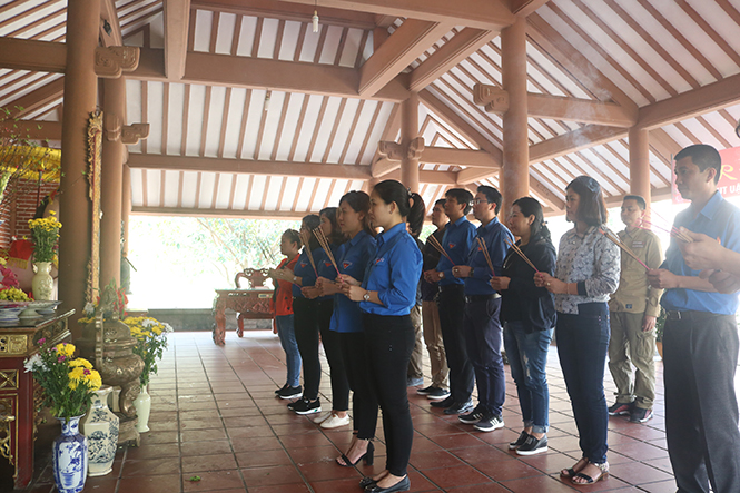Chi đoàn Báo Quảng Bình tổ chức chương trình thiện nguyện 'Xuân sẻ chia'