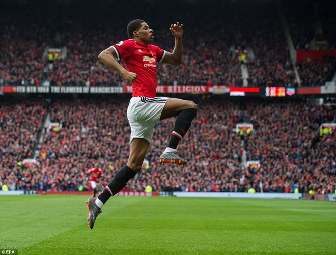 Marcus Rashford tỏa sáng, Manchester United hạ gục Liverpool