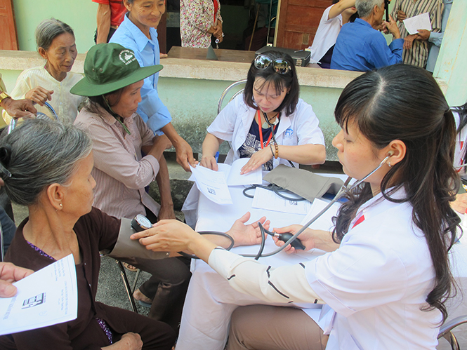 Tích cực hưởng ứng phong trào thi đua "Giỏi việc nước, đảm việc nhà"
