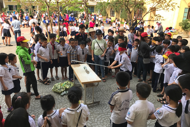 Náo nức Ngày hội học sinh tiểu học