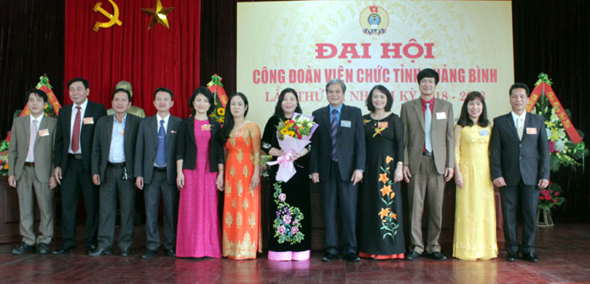 Xây dựng người cán bộ, công chức, viên chức "Trung thành, sáng tạo, tận tụy, gương mẫu"