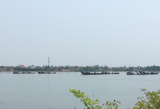 Đằng sau những "cát tặc" ngang nhiên hoạt động ở giáo xứ Cồn Nâm - Kỳ 2: Bộ mặt thật của linh mục Nguyễn Văn Hữu