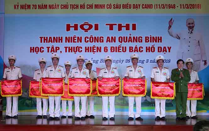 Hội thi "Thanh niên Công an học tập, thực hiện 6 điều Bác Hồ dạy"