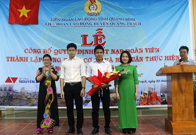 Chăm lo bảo vệ quyền, lợi ích của đoàn viên và người lao động