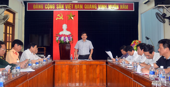 Giải đua thuyền truyền thống tỉnh Quảng Bình năm 2018 được tổ chức vào ngày 30-4