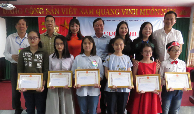 39 học sinh đạt giải cuộc thi Tài năng tiếng Anh cấp tỉnh