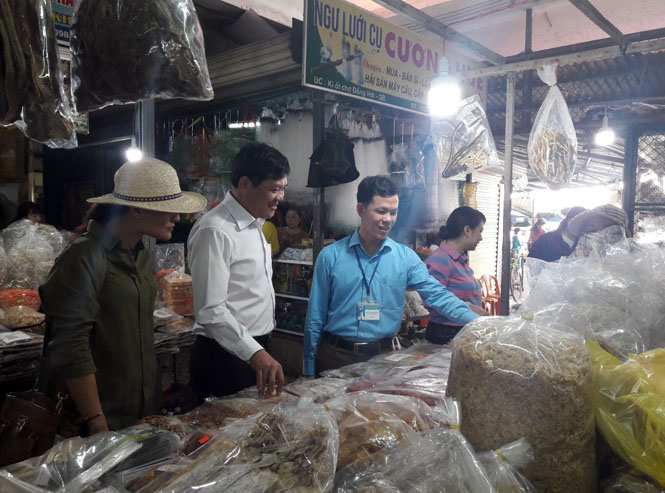 TP. Đồng Hới: Kiểm tra việc chấp hành các quy định của pháp luật về giá, phí và lệ phí
