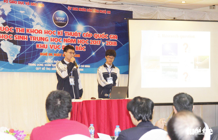 Học sinh Nghệ An bị từ chối cấp visa sang Mỹ dự thi