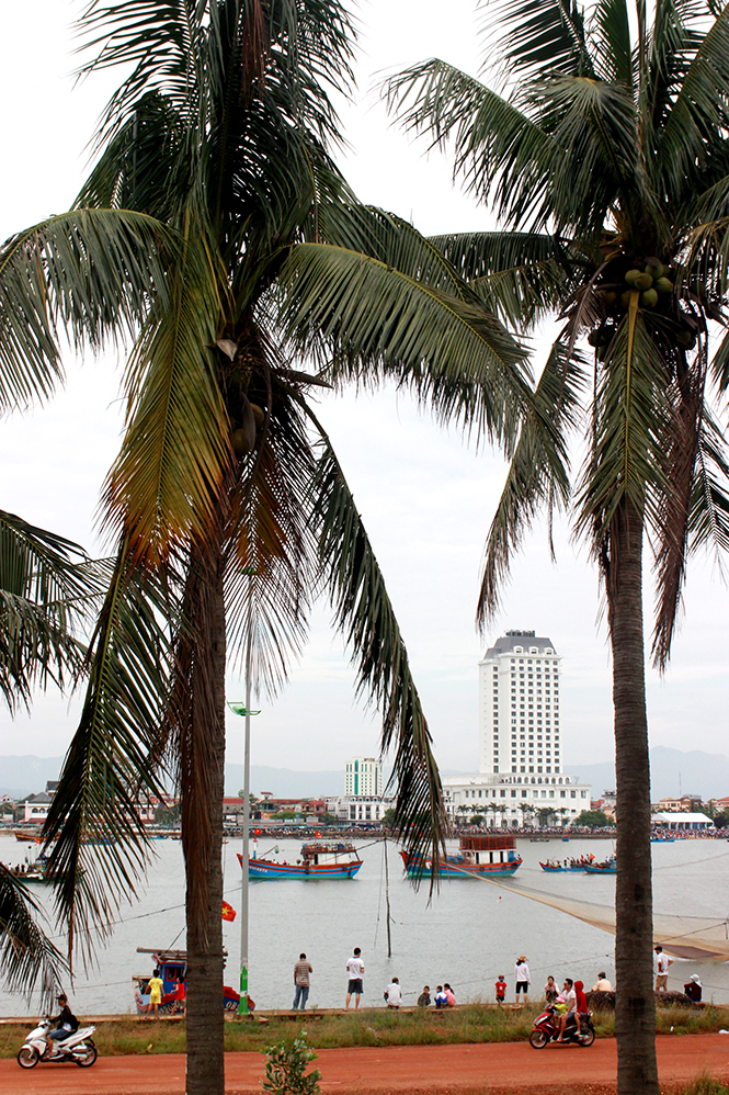 Dải lụa quê mình