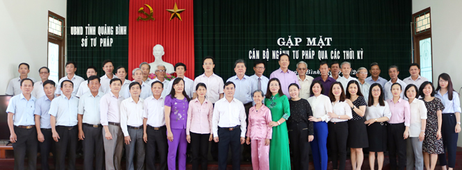 Gặp mặt cán bộ ngành Tư pháp qua các thời kỳ