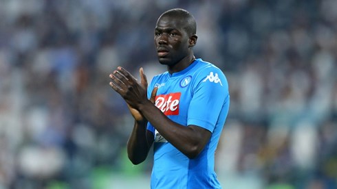 Arsenal sẵn sàng chi 53 triệu Bảng cho sao Napoli