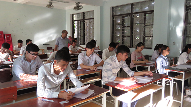 Những chuyện buồn mùa thi
