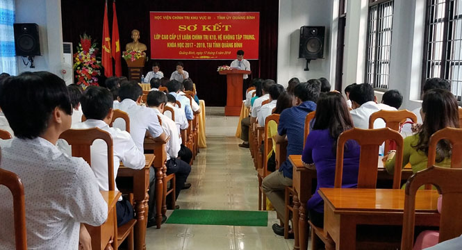 Sơ kết lớp Cao cấp lý luận Chính trị K10, khóa học 2017-2019