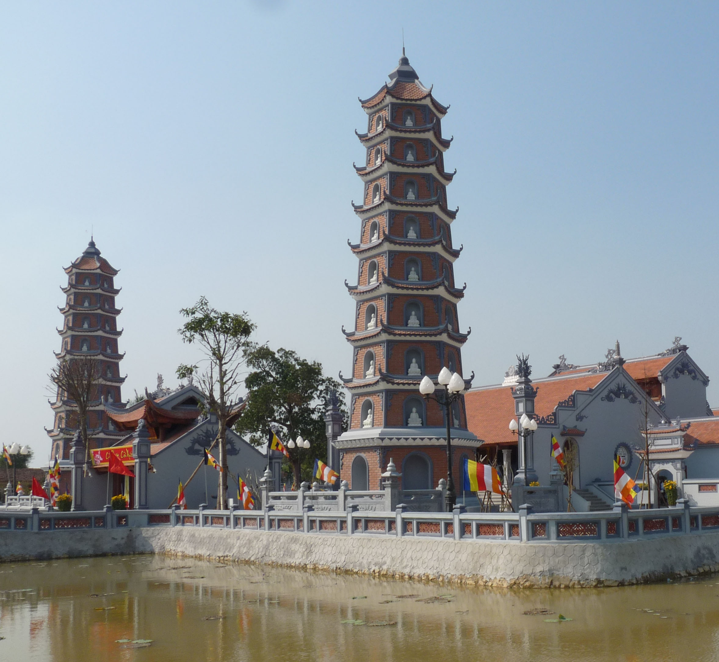 Tiếng chuông chùa Trạm