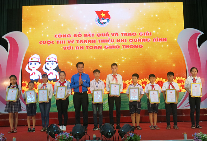16 Tổng phụ trách Đội giỏi được tuyên dương