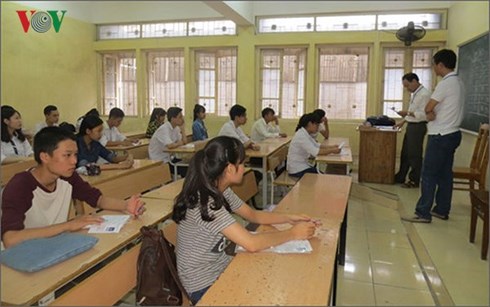 Bộ GD&amp;ĐT thu hồi đề án đổi mới thi tuyển có kinh phí 749 tỷ đồng