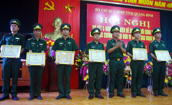 Sơ kết 5 năm thực hiện Đề án "Đổi mới công tác giáo dục chính trị tại đơn vị trong giai đoạn mới"