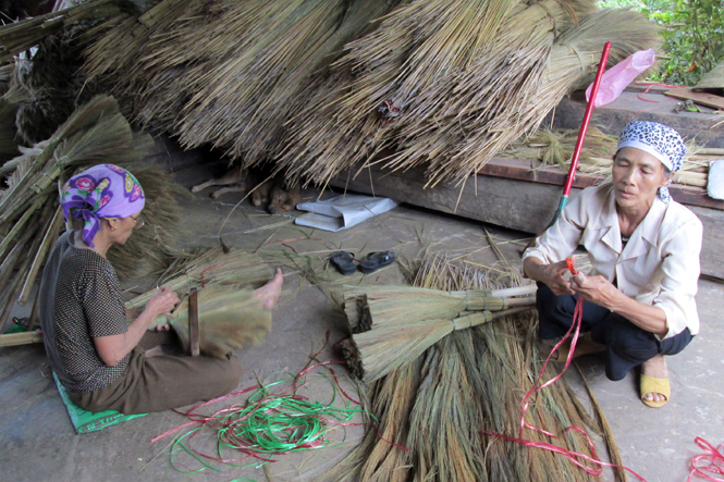 Sôi nổi các phong trào thi đua