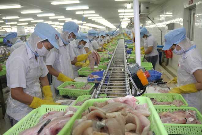 Việt Nam được gì từ cuộc chiến thương mại Mỹ-Trung?