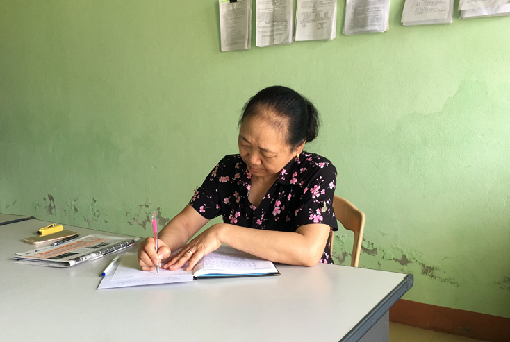 "Dì Sanh Mặt trận"