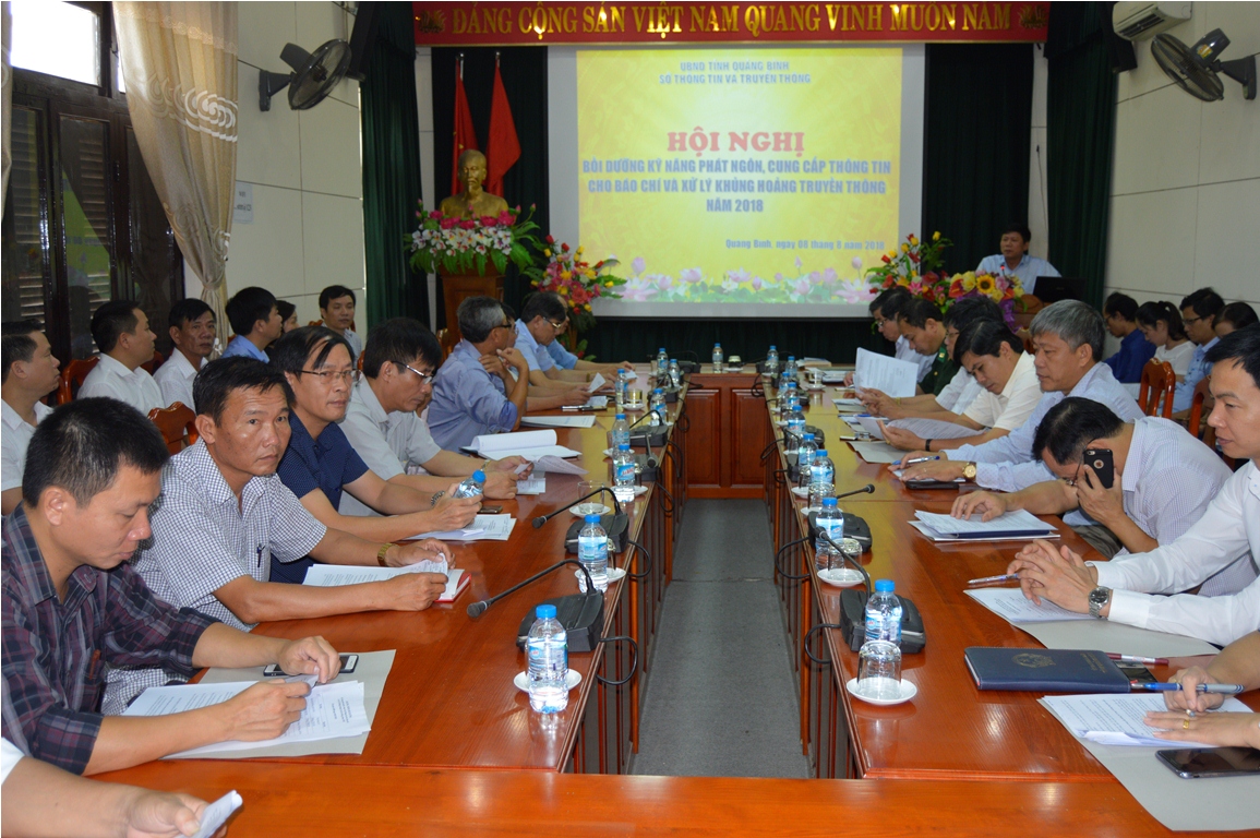 Tập huấn kỹ năng phát ngôn và cung cấp thông tin cho báo chí