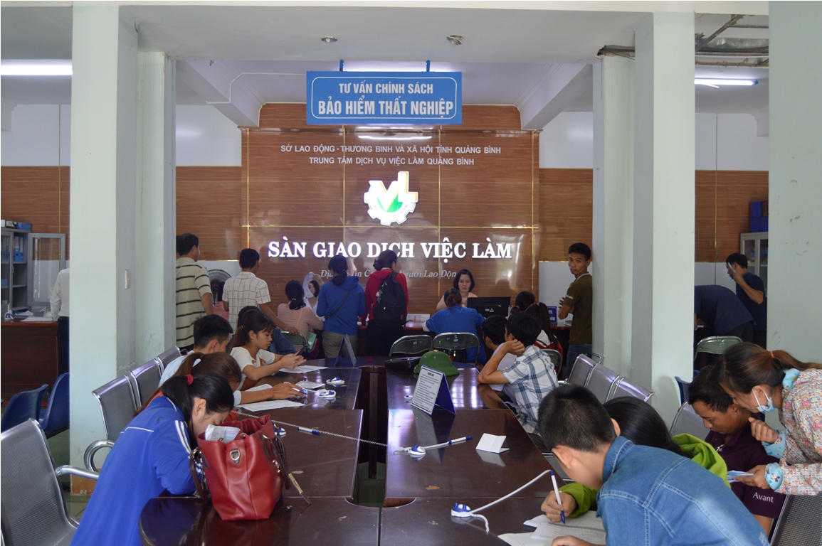 Bảo hiểm thất nghiệp: Điểm tựa cho người lao động