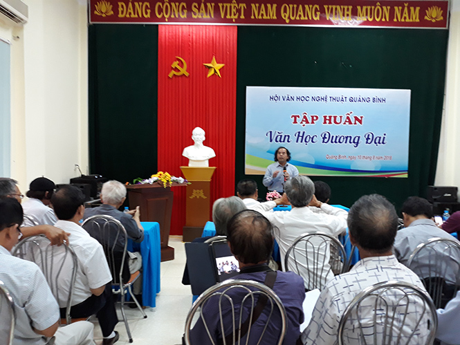Hội Văn học - Nghệ thuật tỉnh tập huấn nghiệp vụ cho hội viên