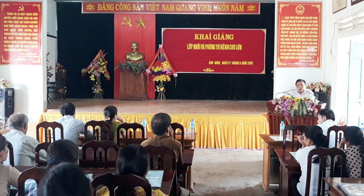 Đồng hành cùng nông dân