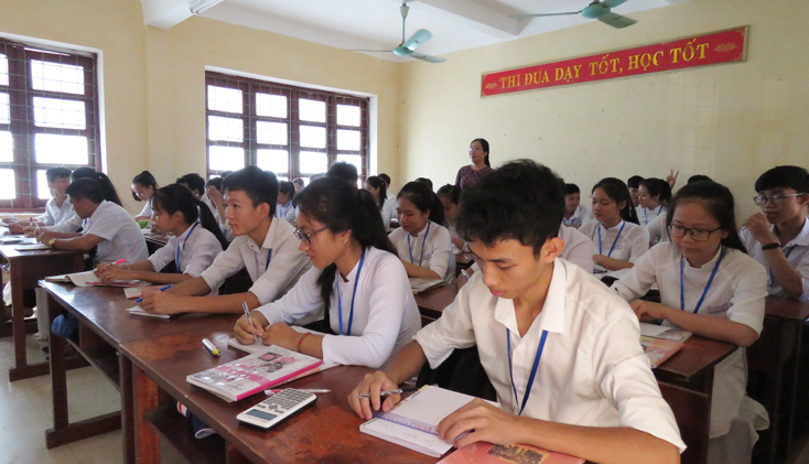 Sáng nay, hơn 26.400 học sinh đầu cấp kiểm tra khảo sát chất lượng
