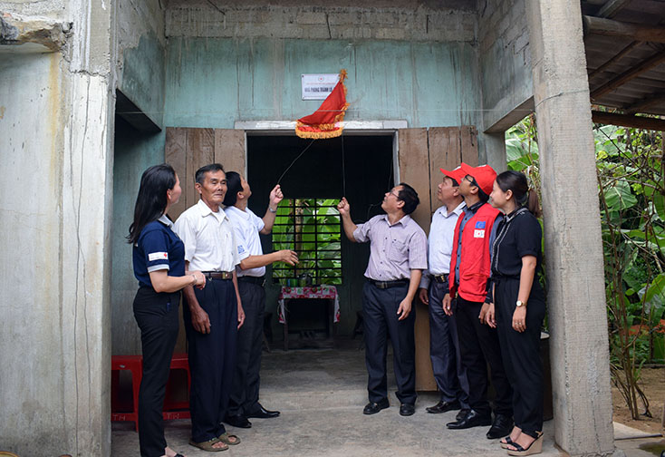Trên 4.000 hộ nghèo được hỗ trợ xây dựng nhà ở