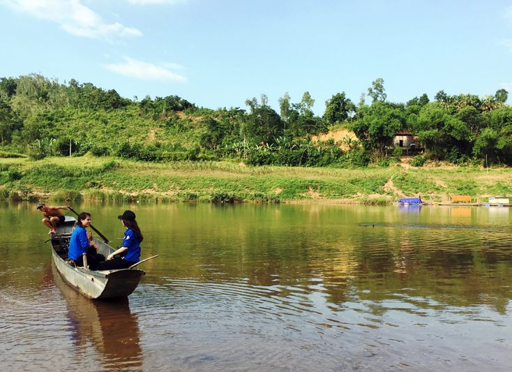 Chông chênh cùng con nước