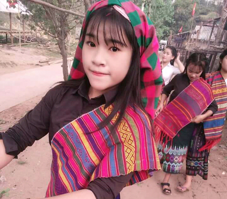 Chuyện của Y Hát