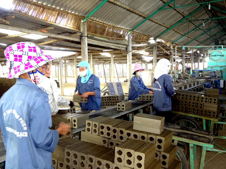 Các tổ chức tín dụng tháo gỡ khó khăn cho doanh nghiệp về vốn