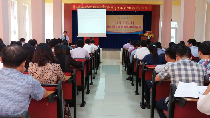 Nâng cao nhận thức kiểm soát thủ tục hành chính cho đội ngũ công chức, viên chức