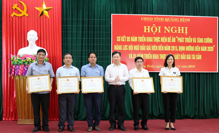 Chấn chỉnh sai phạm và biểu hiện tiêu cực trong hoạt động đấu giá tài sản