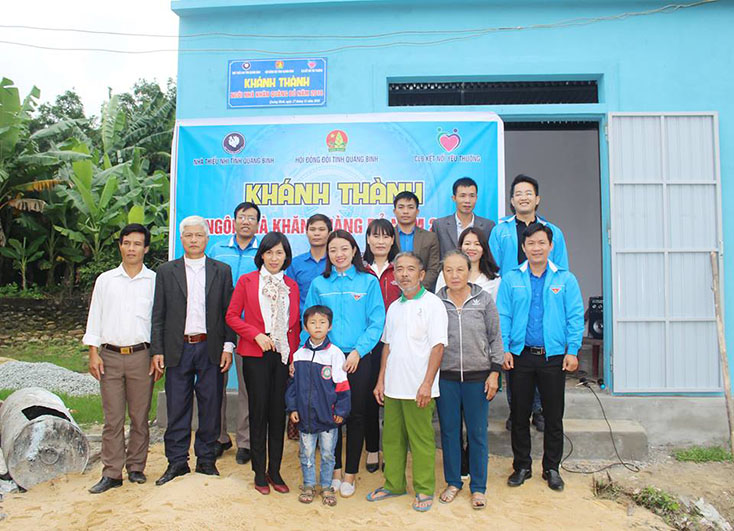 Khánh thành ngôi nhà 'Khăn quàng đỏ' tại xã Quảng Hợp