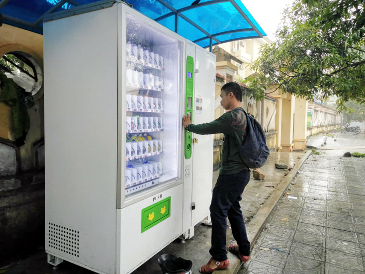 Tiện tích, thiết thực với máy bán hàng tự động