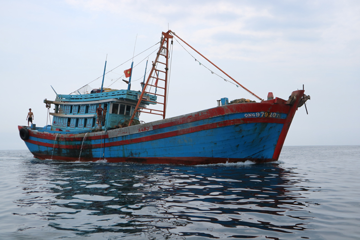Tăng cường hỗ trợ, bảo vệ ngư dân vươn khơi, bám biển