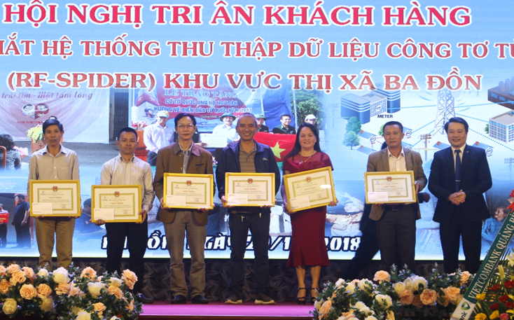 Điện lực Quảng Bình: Ra mắt hệ thống thu thập dữ liệu công tơ từ xa