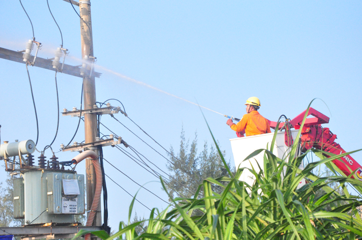 Điện lực Bố Trạch thực hiện tháng "Tri ân khách hàng"
