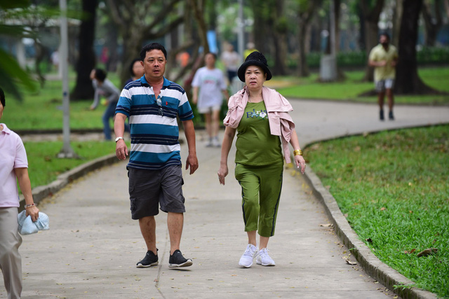 Đông lạnh, người già nên 'phòng thủ' thế nào?