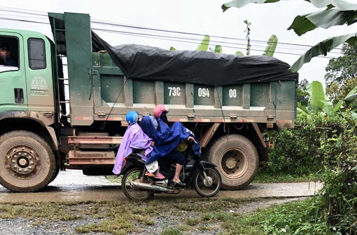 Khi cán bộ không đứng về phía người dân