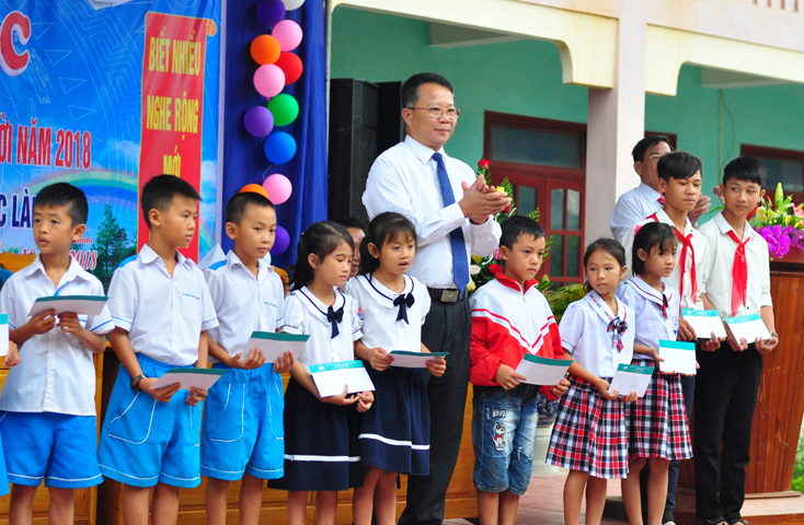 Bố Trạch: Phấn đấu thêm 3 trường học được công nhận trường chuẩn quốc gia