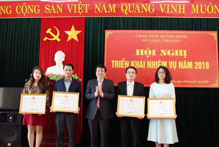 Đẩy mạnh các hoạt động xúc tiến thương mại, xuất khẩu