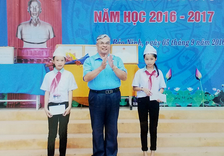 Làng biển hiếu học