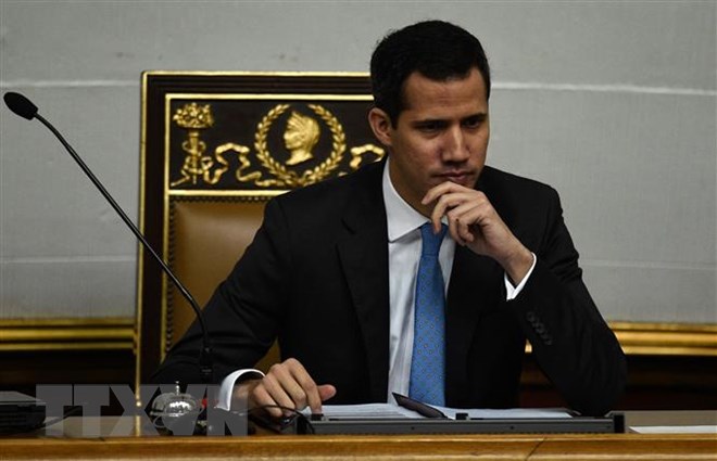 Quân đội Venezuela không công nhận tổng thống lâm thời Juan Guaido