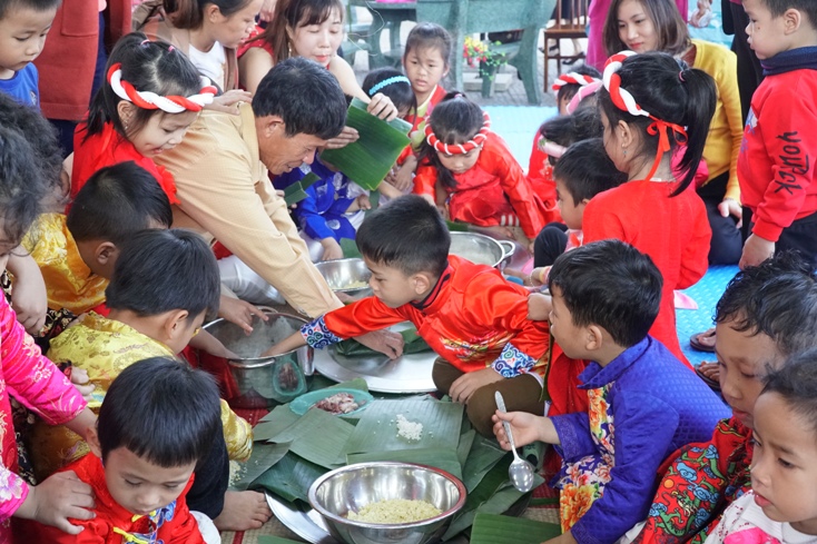 "Lễ hội bánh chưng xanh" tại Trường mầm non Phú Hải
