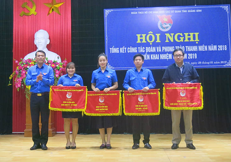 Đoàn Khối các cơ quan tỉnh: Thực hiện hơn 40 công trình, phần việc thanh niên